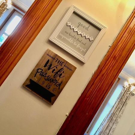 Cosy 2 Bedroom Central Apartment - Free Parking, Free Wifi Aberdeen Bagian luar foto