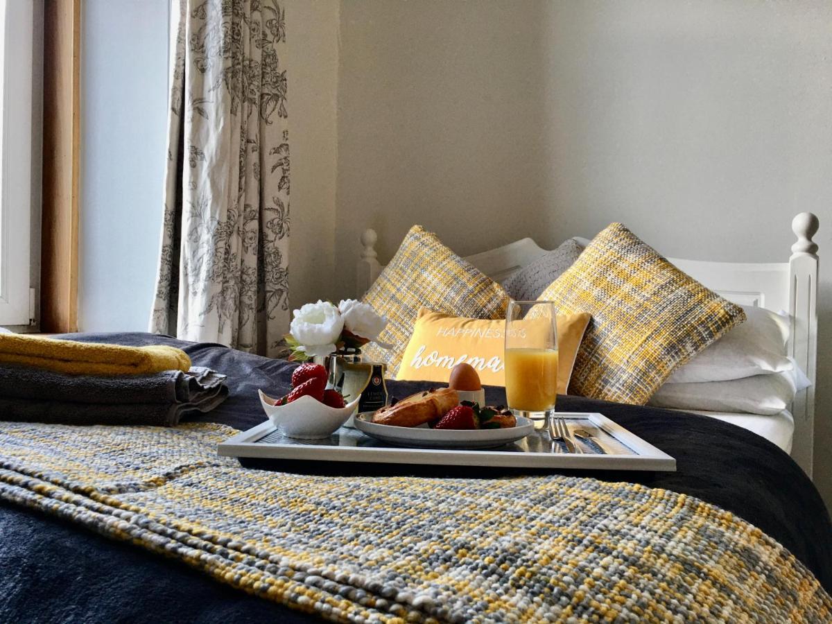 Cosy 2 Bedroom Central Apartment - Free Parking, Free Wifi Aberdeen Bagian luar foto